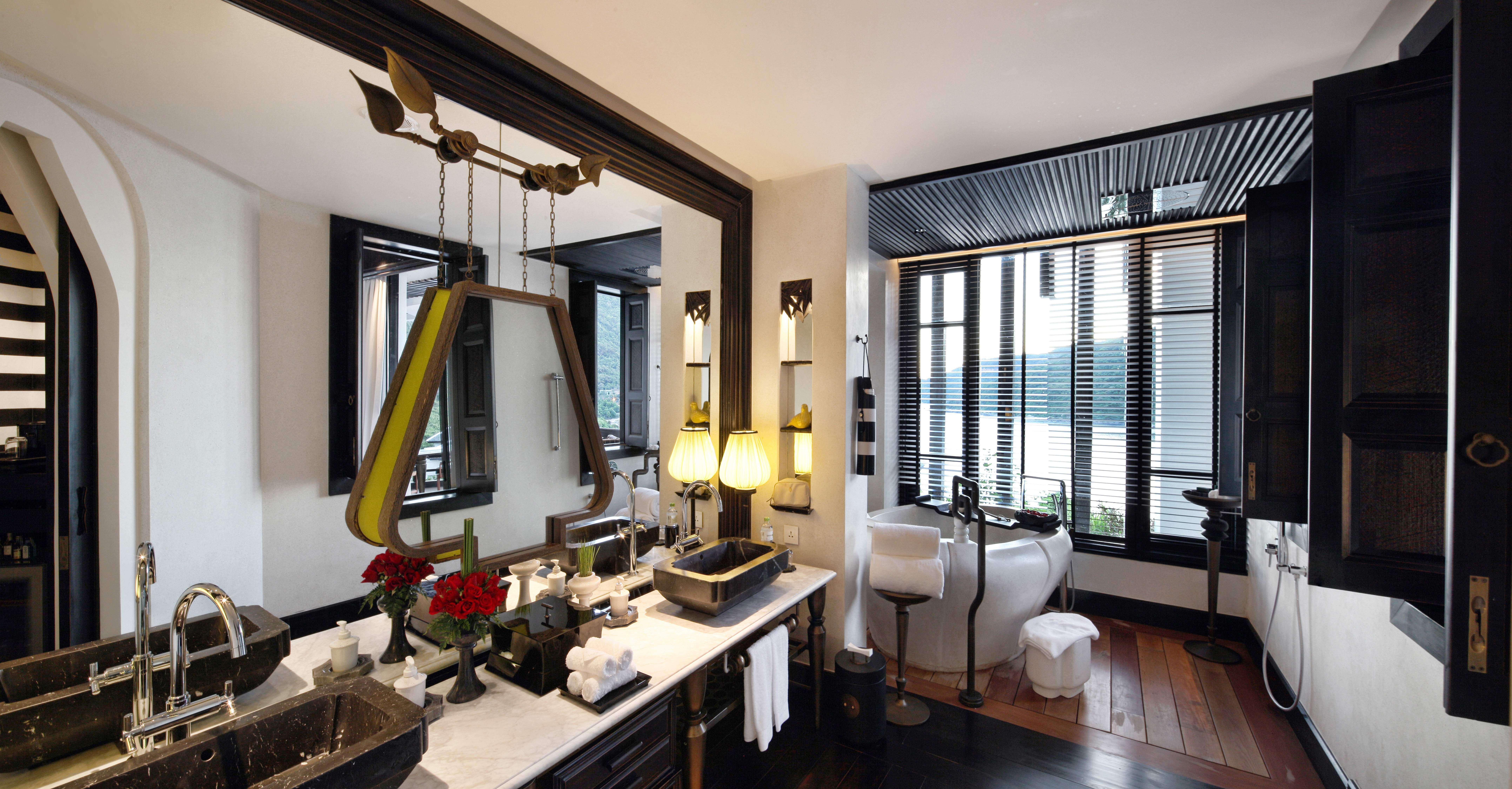 Intercontinental Danang Sun Peninsula Resort By Ihg Exterior photo
