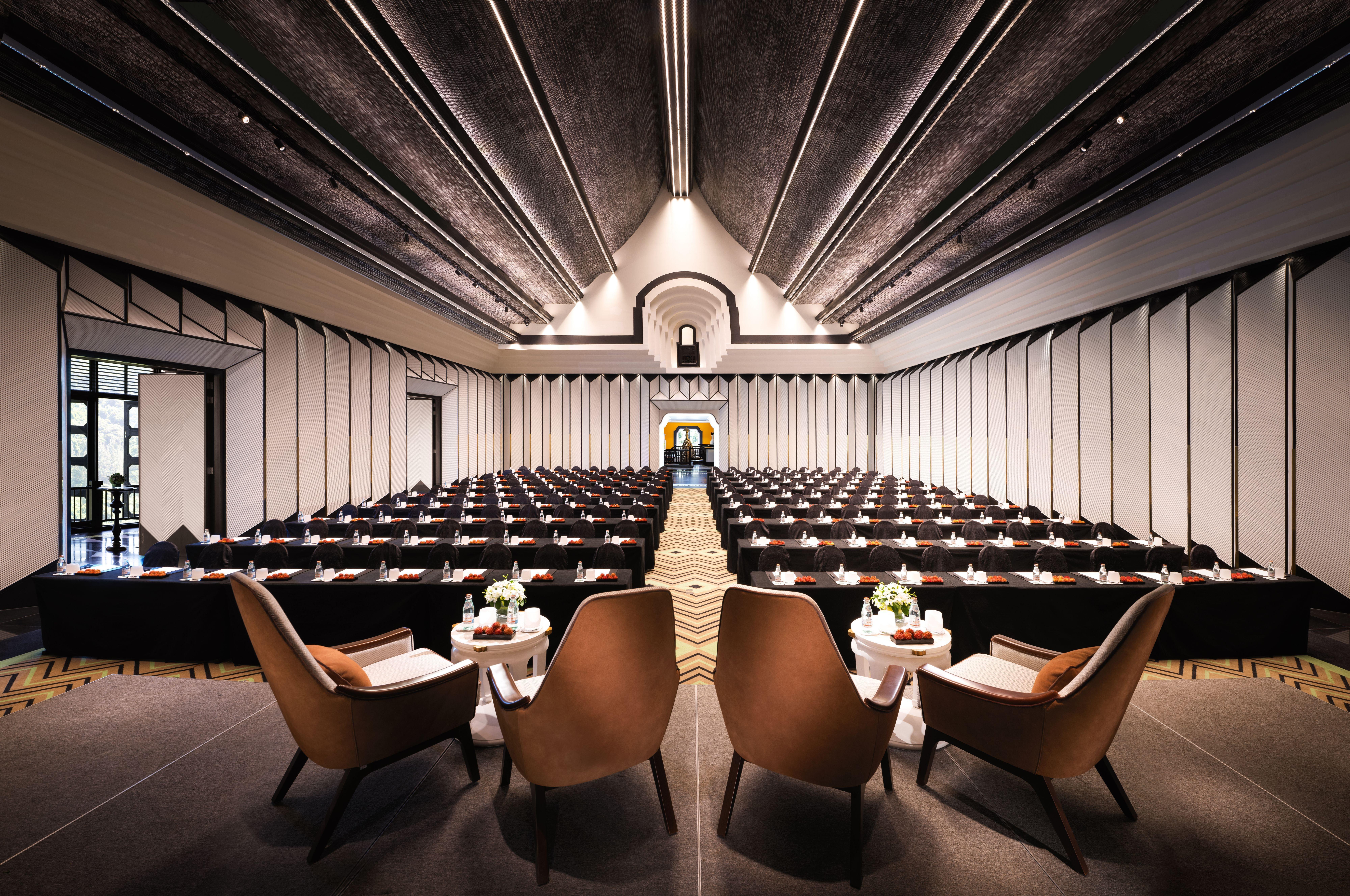 Intercontinental Danang Sun Peninsula Resort By Ihg Exterior photo
