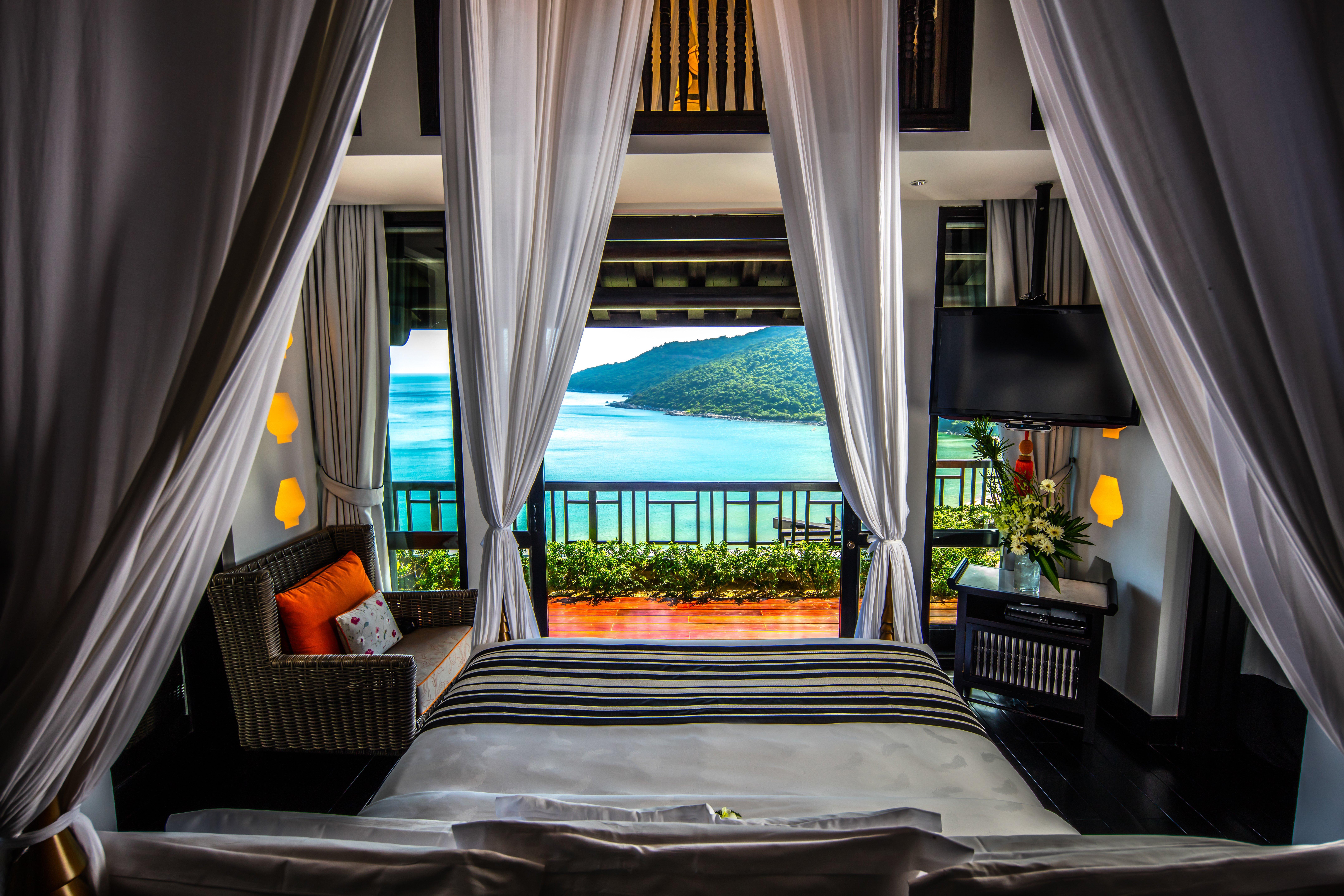 Intercontinental Danang Sun Peninsula Resort By Ihg Exterior photo