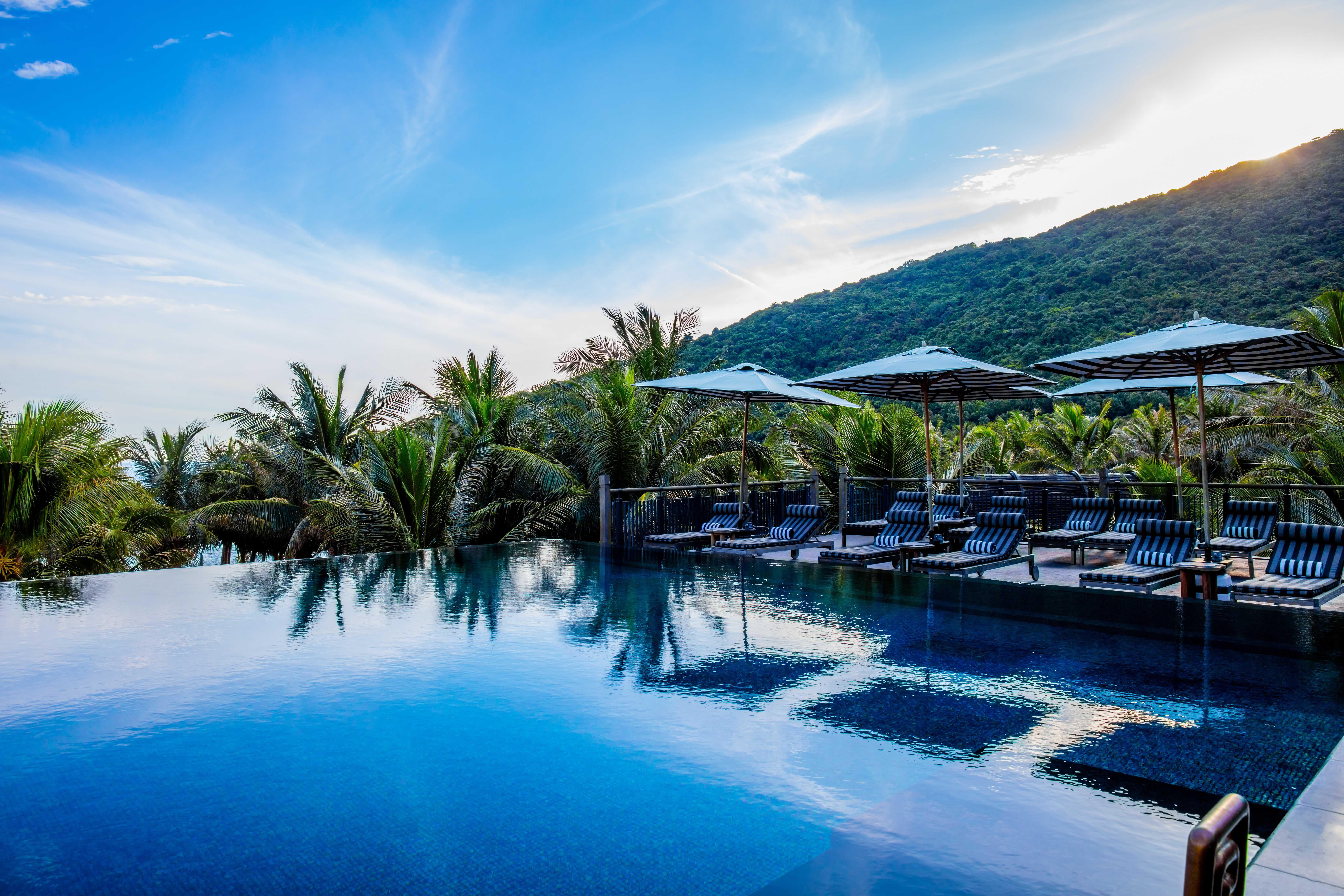 Intercontinental Danang Sun Peninsula Resort By Ihg Exterior photo